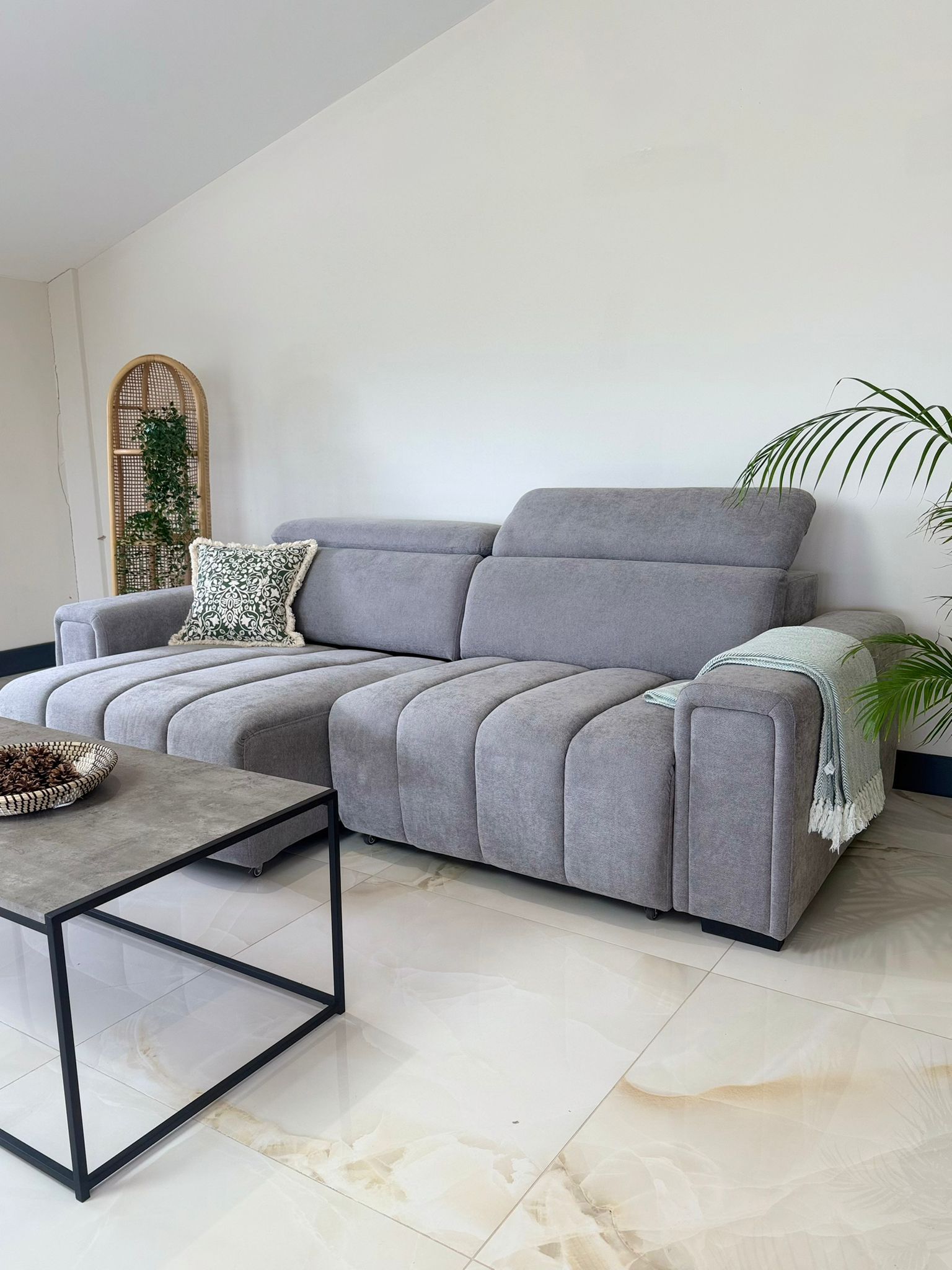 Molly Electric Sofabed - Image 4
